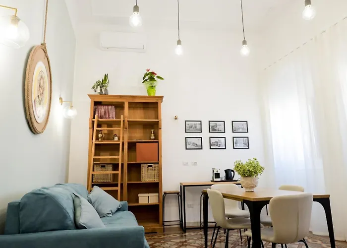 Seraphine's House * Bari